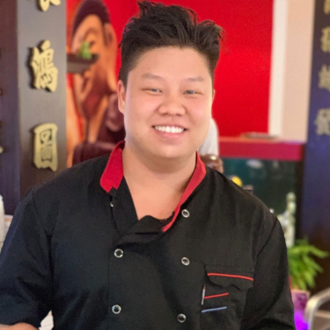 Ray-with-sushi.jpg